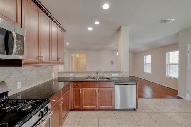 Building Photo - 7400 Longford Trail