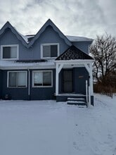 Building Photo - 2295 Kendall St