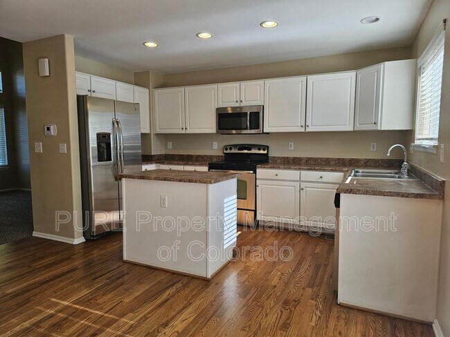 Foto del edificio - 9735 Moss Rose Cir