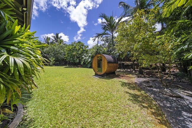 Foto del edificio - Tropical 4BR Gated Retreat w/ Sauna, Walk to Velzyland Beach