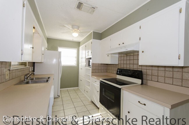 Foto del edificio - 1811 Greenwood St