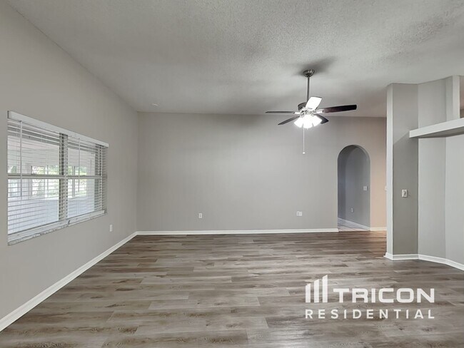 Foto del edificio - 3621 71st Terrace E
