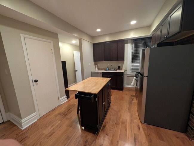 Photo - 121 Grandview Ave, #9, 2 BR Apartment