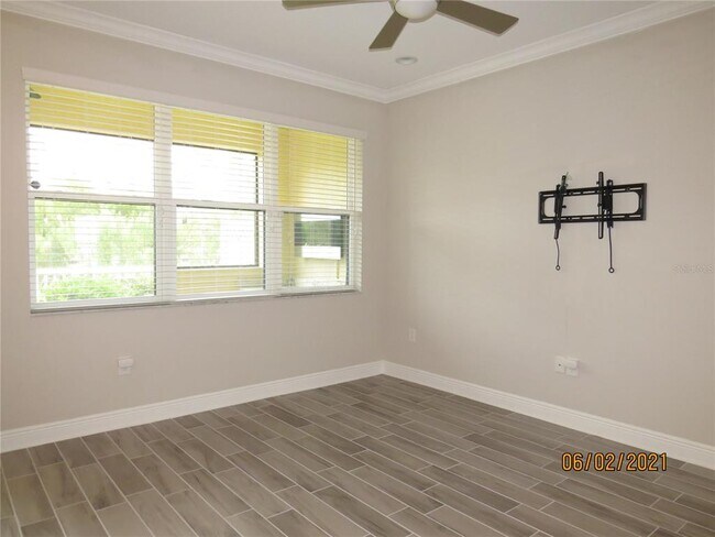 Building Photo - 30227 Southwell Ln