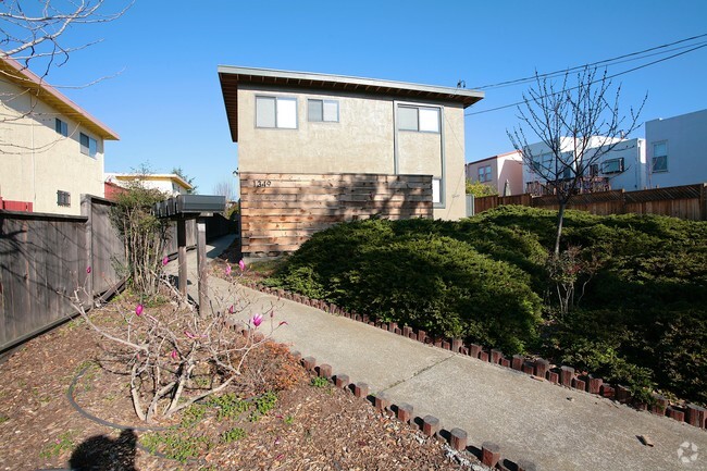 Building Photo - 1349 Rose St