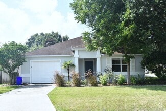 Building Photo - 2527 NW 37th Pl