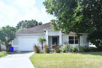 Building Photo - 2527 NW 37th Pl