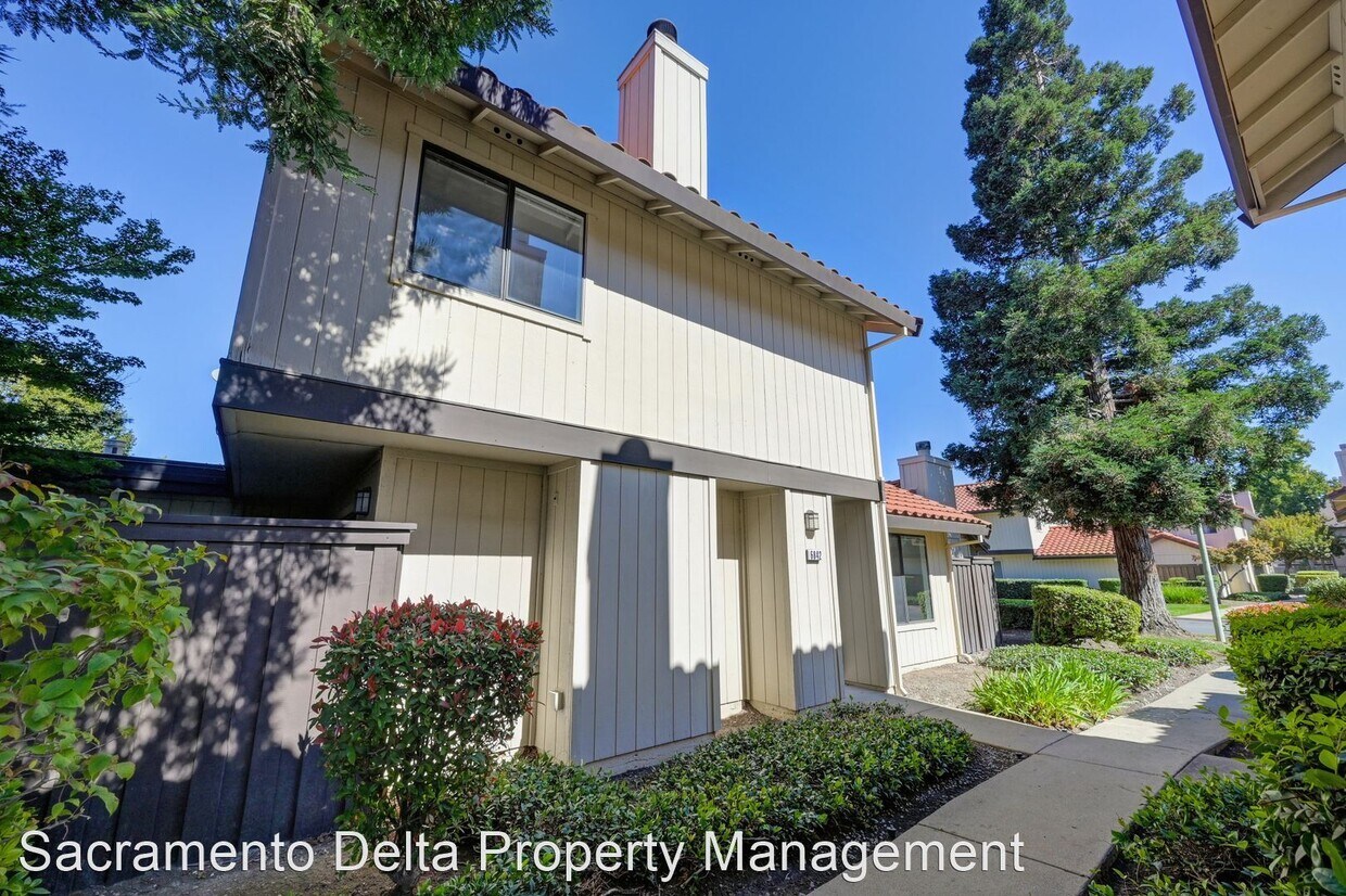 Foto principal - 3 br, 2.5 bath House - 6842 Calvine Rd
