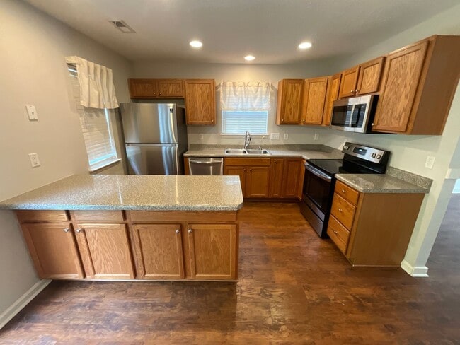 Building Photo - 239 Bridford Downs Dr