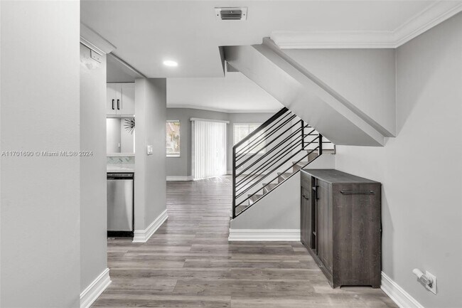 Foto del edificio - 7844 NW 7th Ct