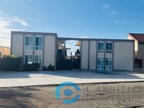 Building Photo - 4044 Wabash Ave