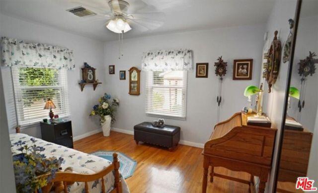 Foto del edificio - 6453 Montgomery Ave