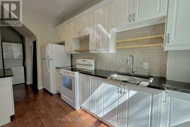 Building Photo - 119 McClary Ave