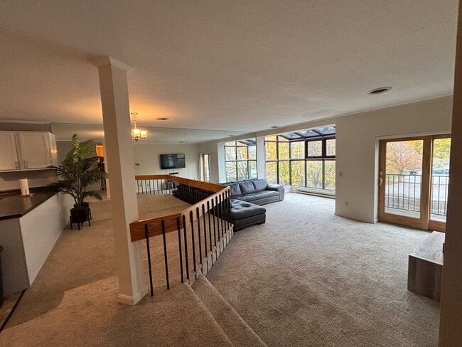 Building Photo - 112 Franklin St