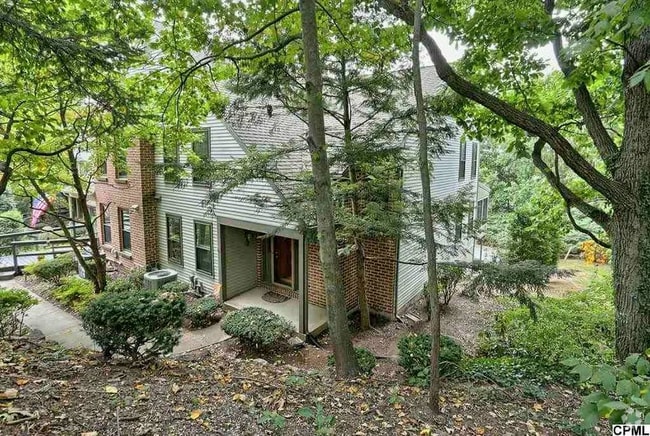 Building Photo - 569 Lovell Ct