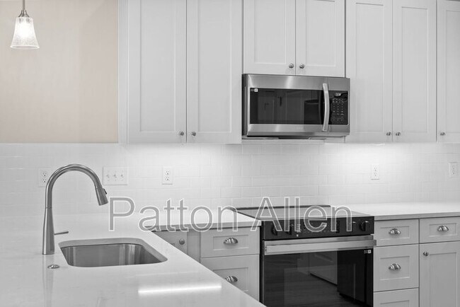 Foto del edificio - 107 Collin Pl