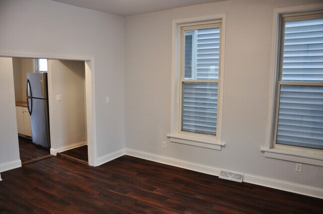 Foto del edificio - 2529 N Washtenaw Ave