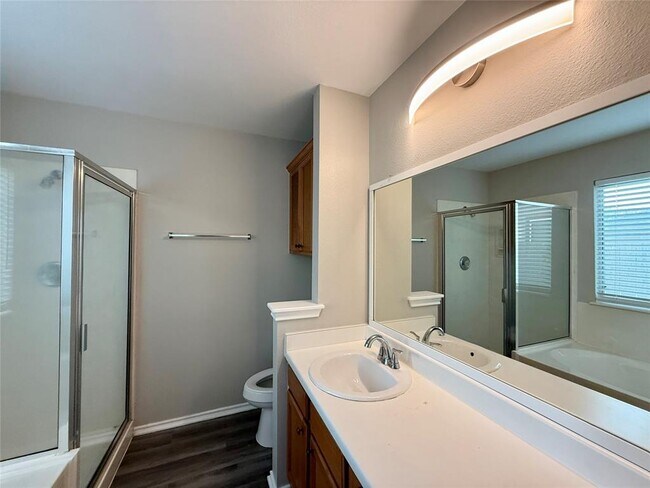 Foto del edificio - 17212 Hamilton Point Cir