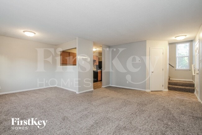 Building Photo - 10870 Sweetsen Rd