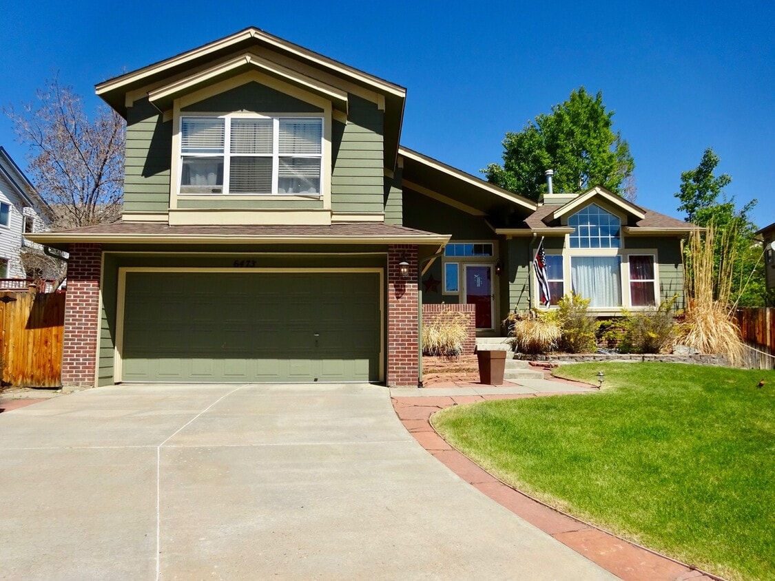 Gorgeous Three Bedroom Home In Littleton! - Gorgeous Three Bedroom Home In Littleton!