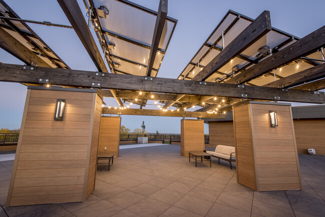 Relájate bajo la gazebo con energía solar - Rooftop 252