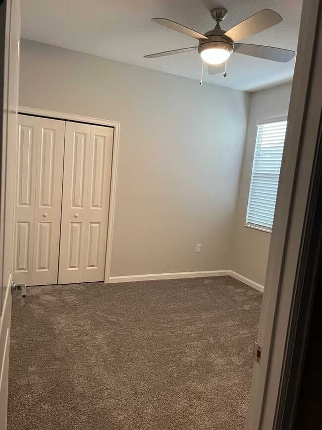 Foto del edificio - 602 Holly Hill Rd