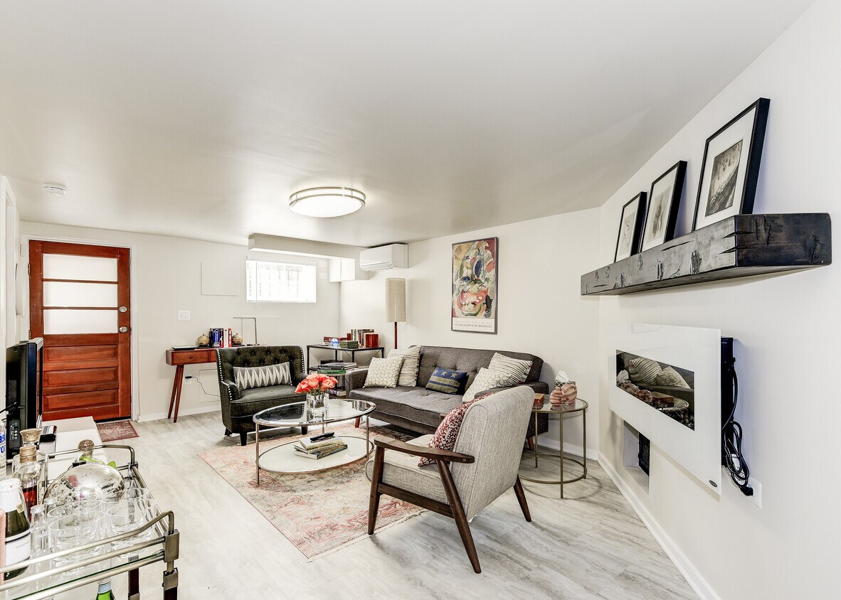 Foto principal - 1511 Allison St NW