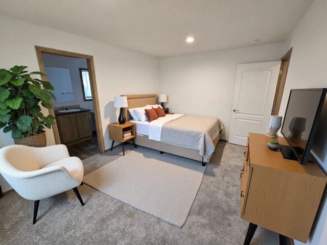 Foto del edificio - 136 Lynn Ln