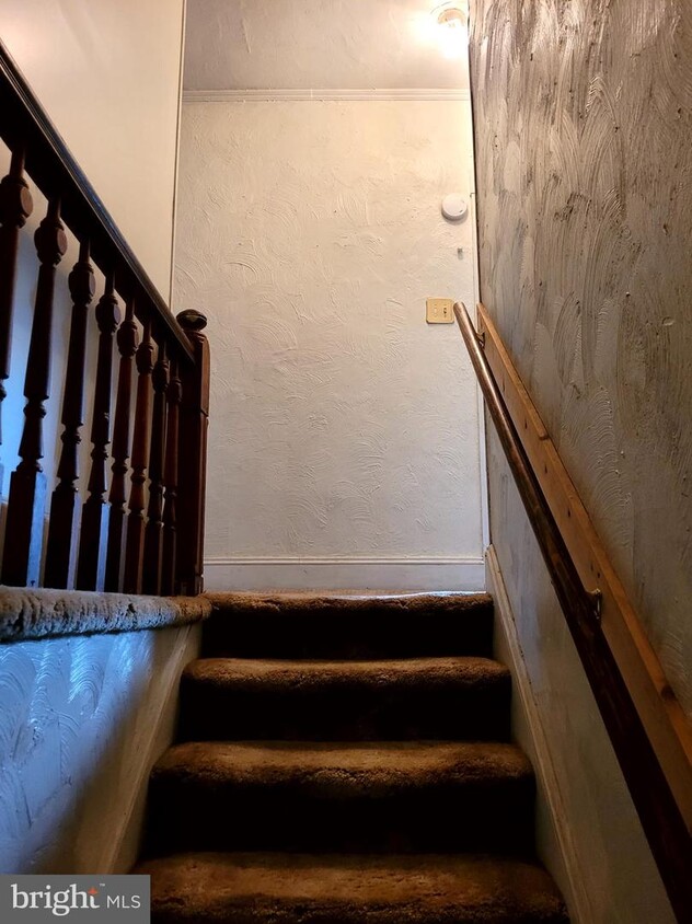 222 N Bradford St Unit APT 2, Dover, DE 19904 Room for Rent in Dover