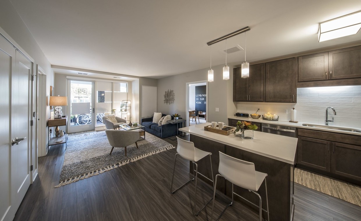 309-315 1st Ave NE, Minneapolis, MN 55413