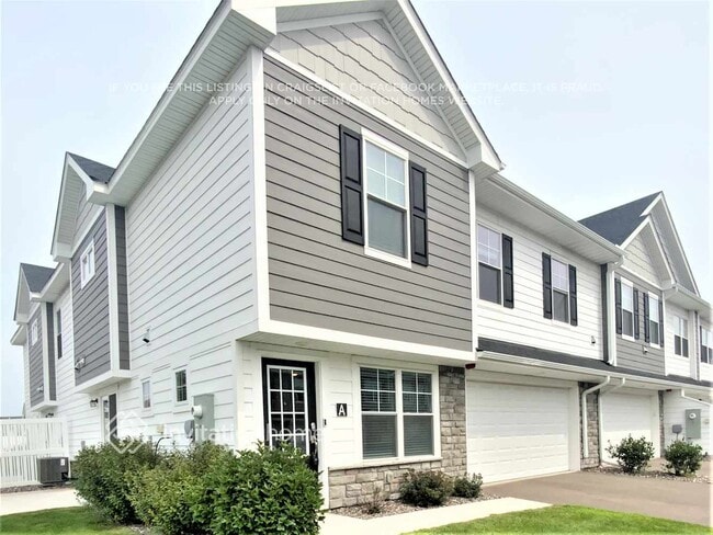 Building Photo - 10926 Zest St NE