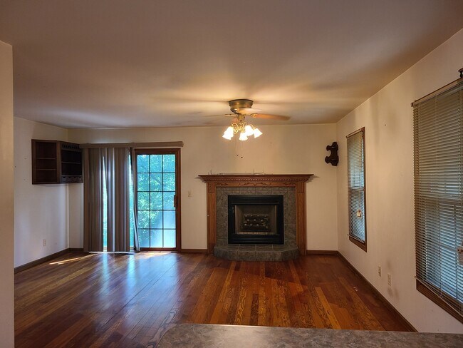 Foto del edificio - 2871 E 777th Rd