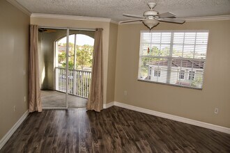 Building Photo - 5500 Bentgrass Dr
