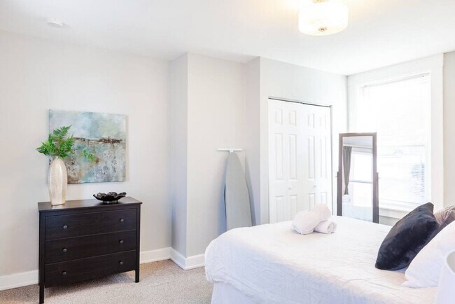 Foto del edificio - 424 Liberty Hl