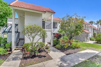 Building Photo - 5715 Fairway Park Dr