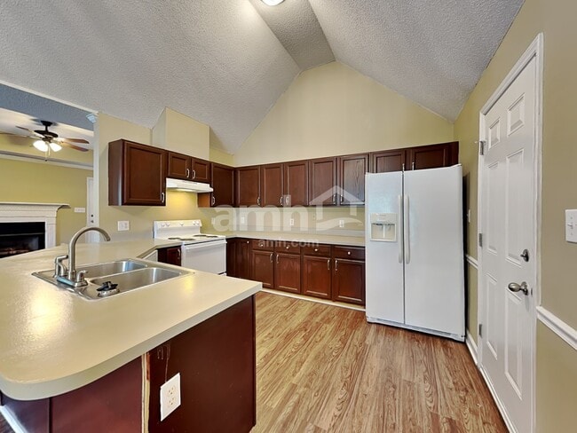 Foto del edificio - 4109 Archibald Way