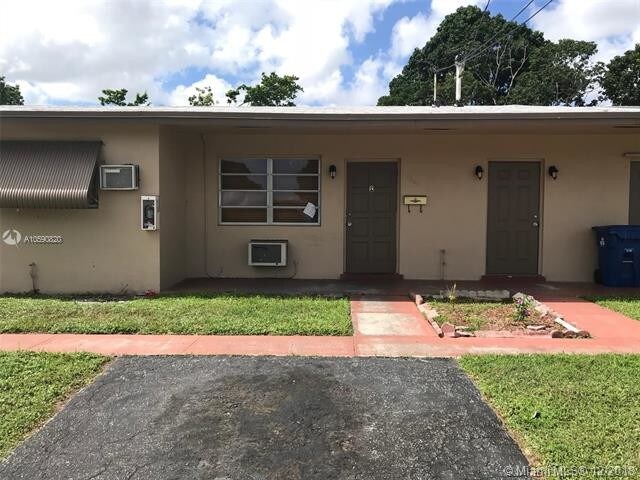 Primary Photo - 1569 NW 60th Ave