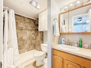 Building Photo - 12100 Melville Dr