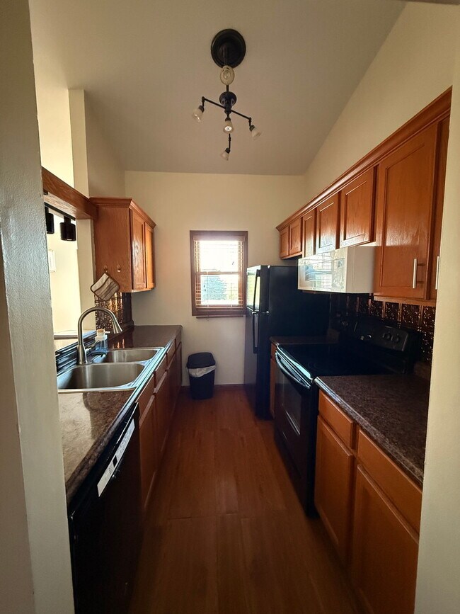 Foto del edificio - 4316 W Shamrock Ln