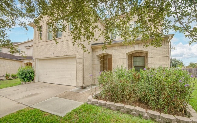 Building Photo - 8542 Village Rose Ln