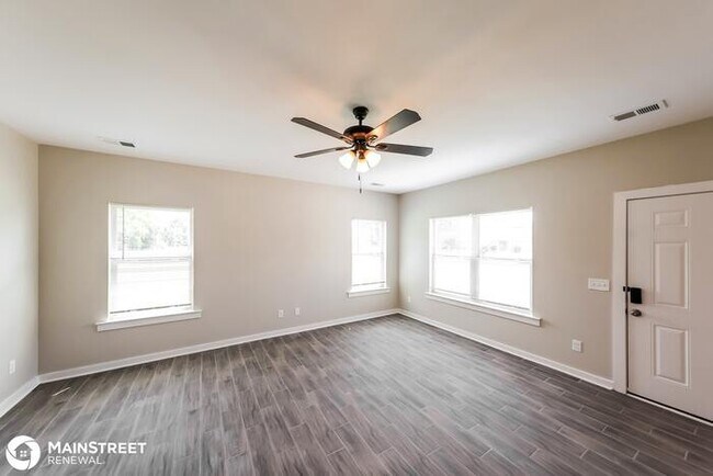 Building Photo - 50 Carriage House Rd SW