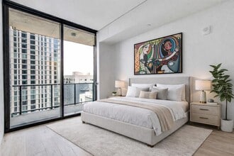 Building Photo - 610 Davis St