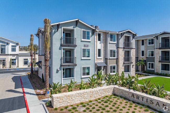 1151 Encanto Loop Chula Vista, CA 91913 - Artisan at the Village of Escaya