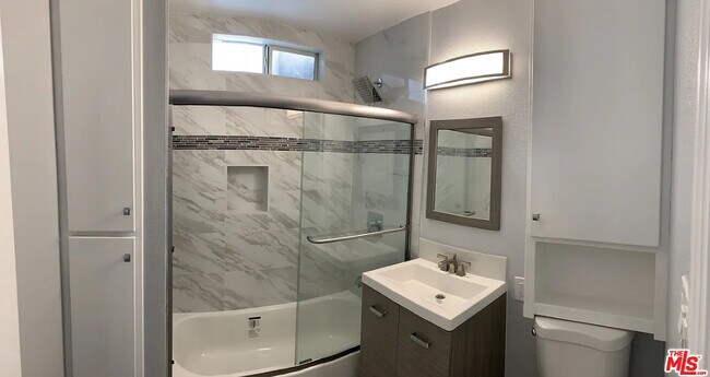 Photo - 1314 E Robidoux St House