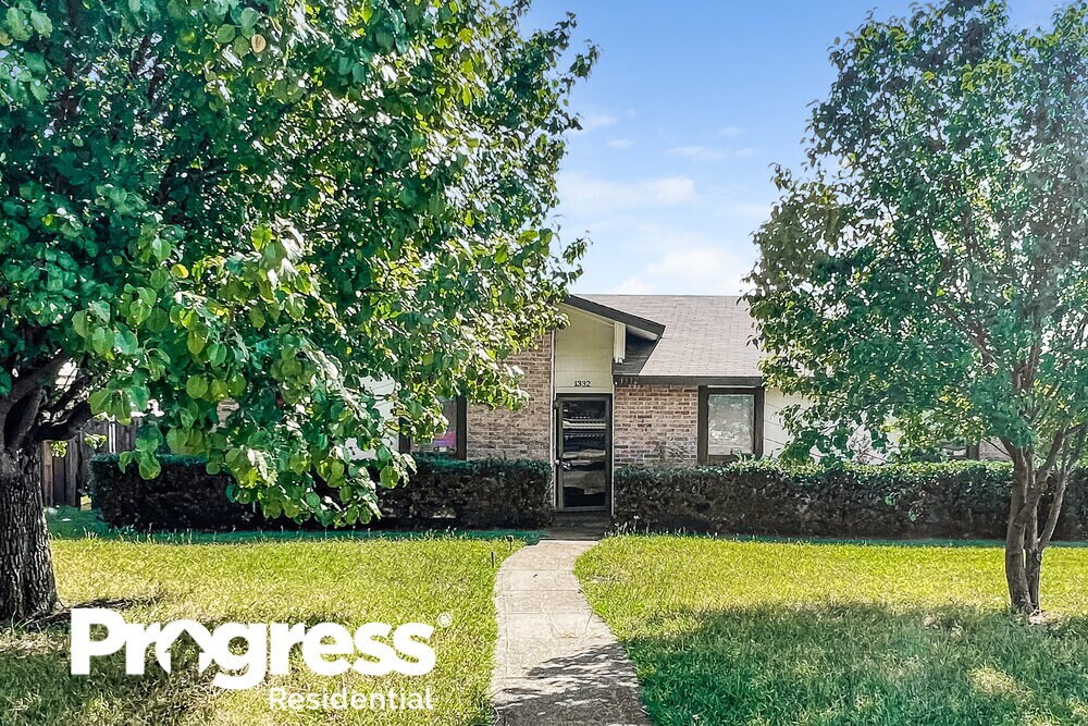 Primary Photo - 1332 Grinnell Dr