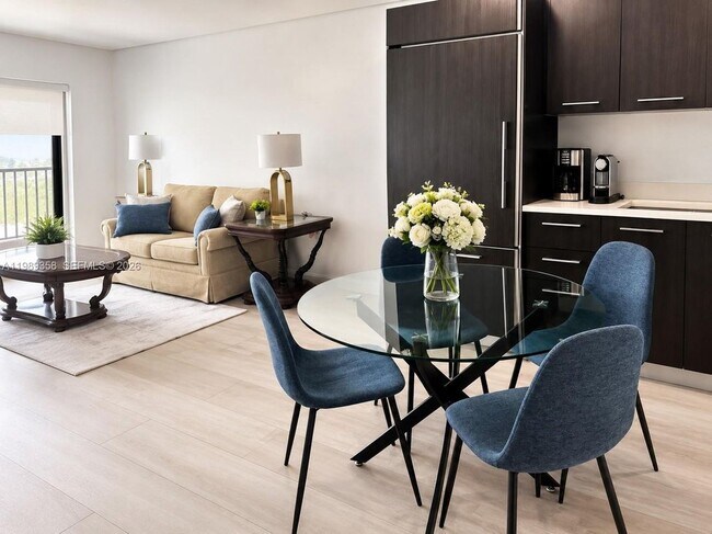 Foto del edificio - 45 SW 9th St
