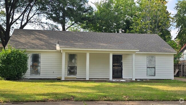 Building Photo - 3967 Silverleaf Rd
