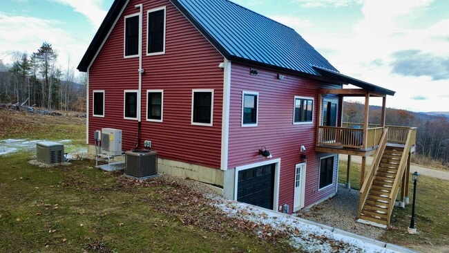 Building Photo - 49 Neal Hill Rd