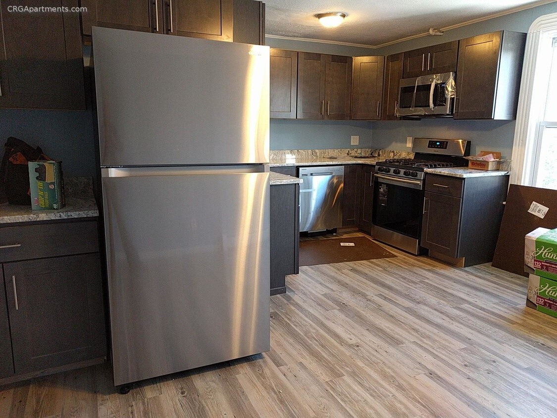 Foto principal - 286 Highland Ave