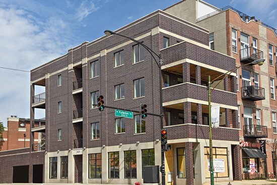 Primary Photo - 1456 W Fullerton Ave